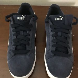 Navy Blue Suede Puma Sneakers